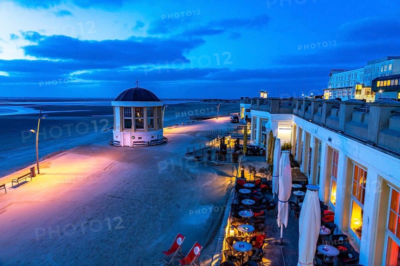 Beach promenade, bandstand, west beach, beach walk, beach, island, East Frisia, winter, season, autumn, Lower Saxony, Germany, Europe