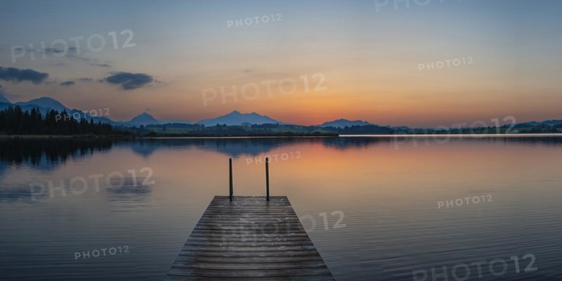 Sunset, Hopfensee, Hopfen am See, near Füssen, Ostallgäu, Allgäu, Bavaria, Germany, Europe