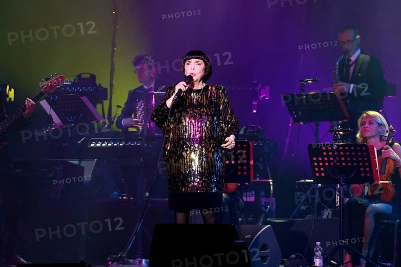 Mireille Mathieu at her Berlin concert as part of her farewell tour 2024 Goodbye my Love Goodbye, Zum letzten Mal The best of' at the Admiralspalast in Berlin on 26 October 2024