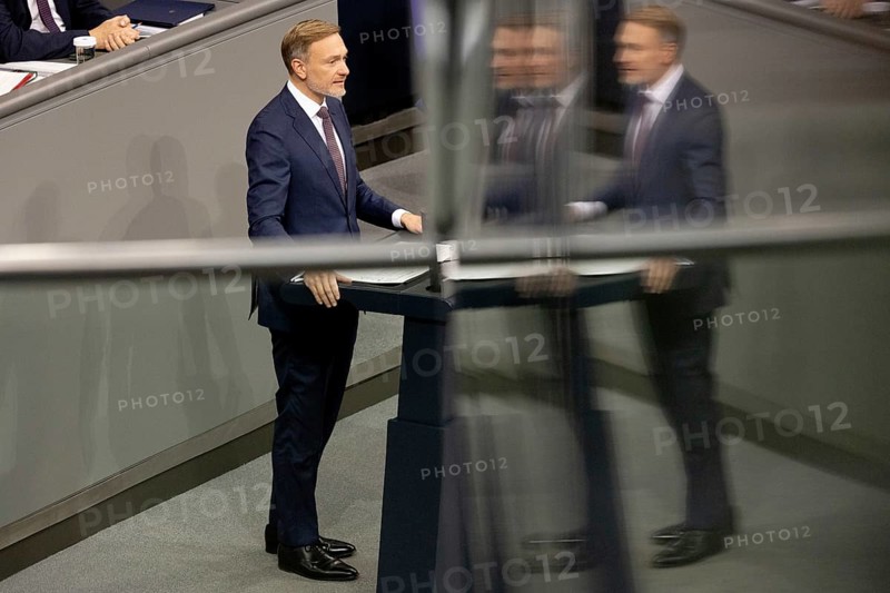 Christian Lindner (Federal Chairman of the FDP and former Federal Minister of Finance) during the government statement on the current situation in the Bundestag on 13 November 2024