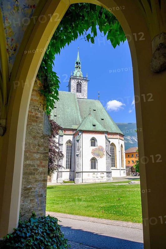 Parish church Maria Himmelfahrt, Stadtpark, Schwaz, Inntal, Tyrol, Austria, Europe