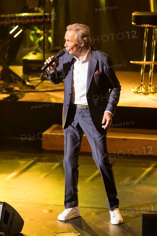 Peter Kraus live on Rockin' 85!, the big birthday concert 2024 tour at Berlin's Friedrichstadtpalast on 14 October 2024
