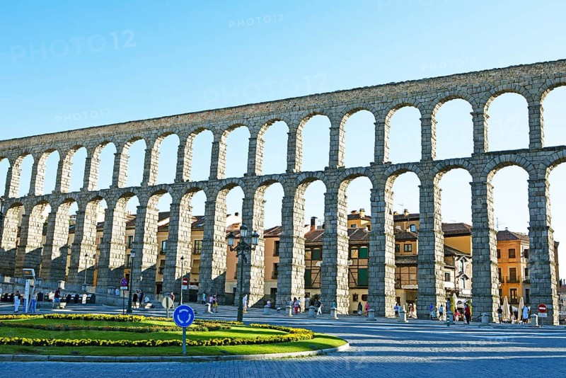 Roman aqueduct at the Plaza de Azoguejo, Segovia, province of Segovia, Castile and Leon, Spain, Europe