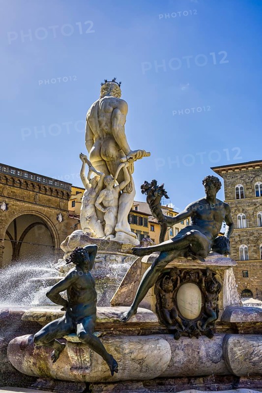 Fountain of Neptune, Palazzo Vecchio, Piazza della Signoria, Florence, Tuscany, Italy, Europe