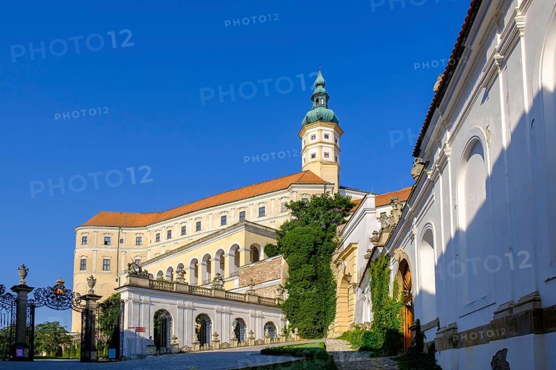 Mikulov Castle and Castle Park, Mikulov Castle, Old Town, Mikulov, Breclav Region, Jihomoravský Region, South Moravia, Czech Republic, Europe