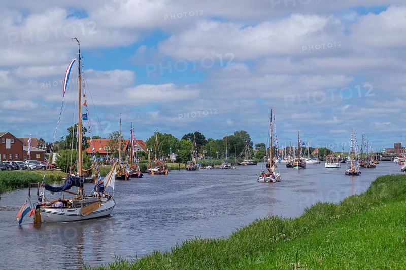 WattenSail, meeting of Dutch and German traditional sailors, Carolinensiel, North Sea resort, Lower Saxony, Germany, Europe