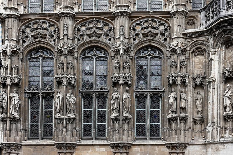 Historic town hall Stadhuis, partial view of the façade in Flamboyant Gothic style with sculptures, Botermarkt, Ghent, Flanders, Belgium, Europe