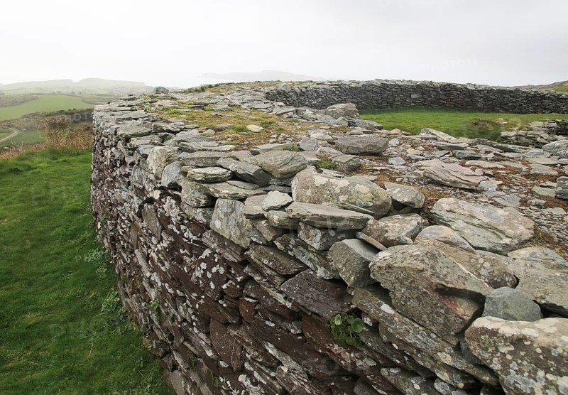 Knockdrum Iron Age stone fort perimeter defensive walls, near Castletownshend, County Cork, Ireland, Irish Republic, Europe
