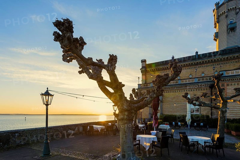 Montfort Castle, sunset, Langenargen, Upper Swabia, Lake Constance, Baden-Württemberg, Germany, Europe