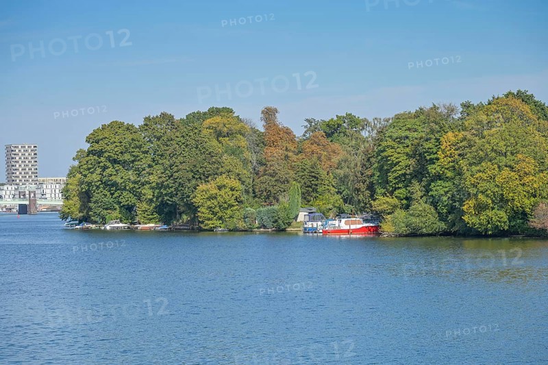 Eiswerder Island, Havel, Hakenfelde, Spandau, Berlin, Germany, Europe