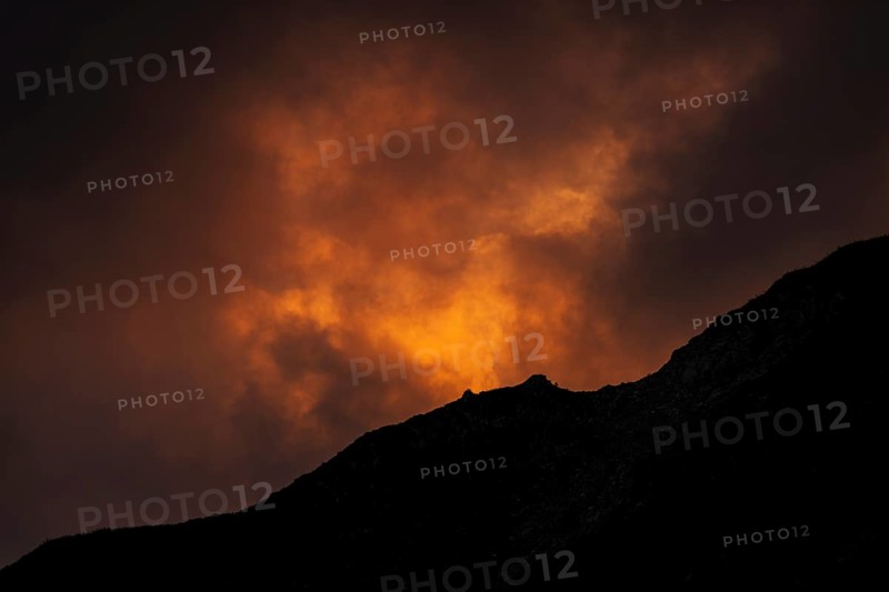 Summit in the morning light with dramatic clouds, Lech, Lechquellengebirge, Vorarlberg, Austria, Europe