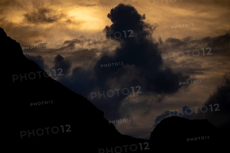 Summit in the morning light with dramatic clouds, Lech, Lechquellengebirge, Vorarlberg, Austria, Europe