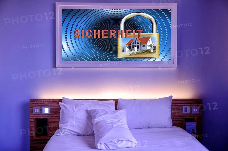 Symbolic image, bedroom, peaceful sleep, security, burglary, theft, robbery, liability insurance, household contents insurance, insurance loss, building security, devastation, police, risk, Germany, Europe