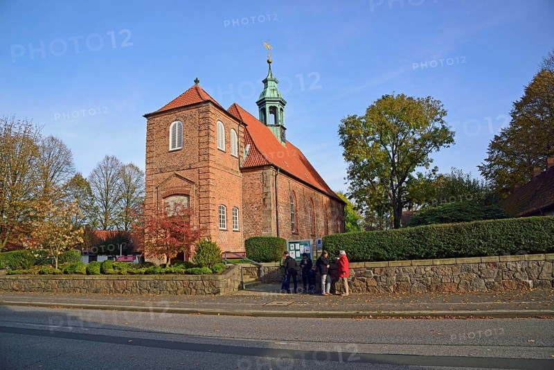 Europe, Germany, Schleswig-Holstein, Ahrensburg, Castle Church, Autumn, Europe