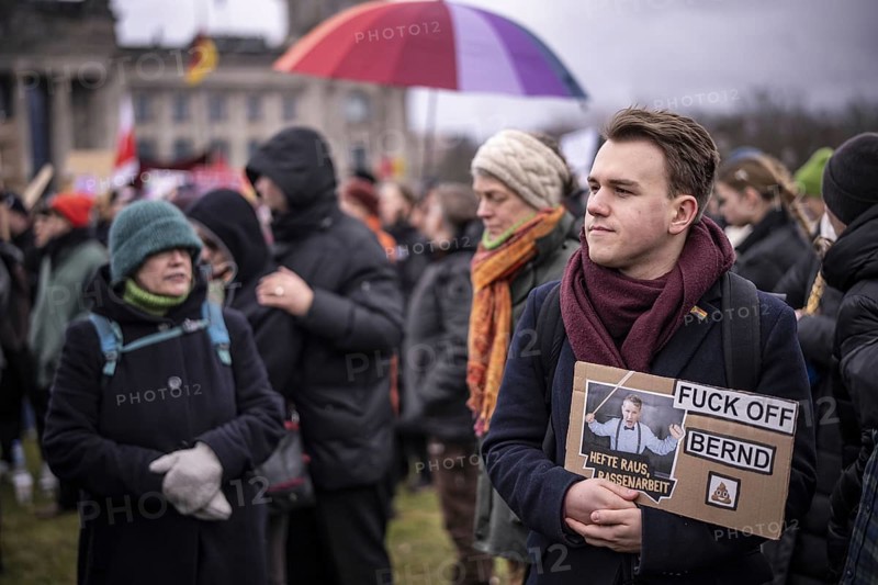 150, 000 people gather around the Bundestag in Berlin to build a human wall against the shift to the right in society. We are the firewall chanted demonstrators from a wide range of social groups. Recordings on 03.02.2024 in Berlin