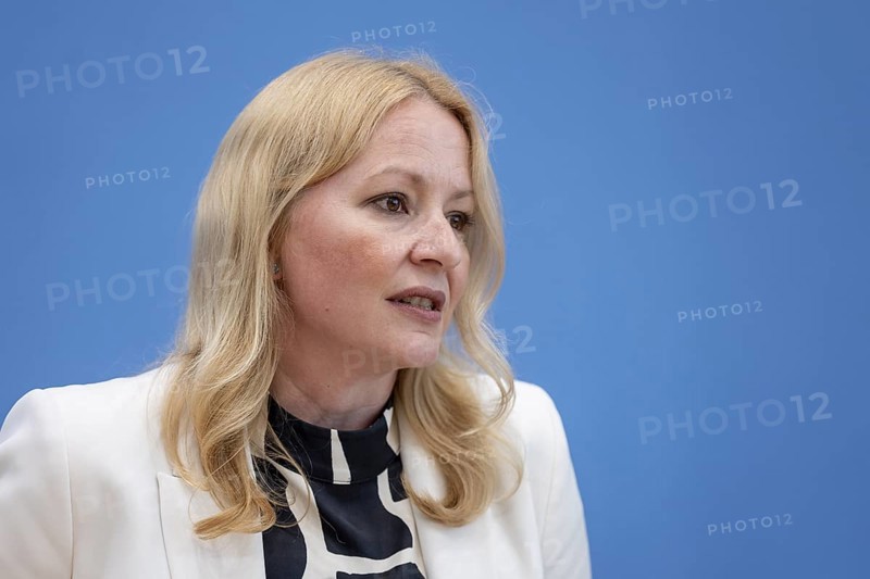 Christine Streichert-Clivot (SPD), Minister for Education and Culture of Saarland and President of the Conference of Education Ministers, at a press conference on the signing of the Startchancen programme, at the Haus der Bundespressekonferenz in Berlin, 04.06.2024