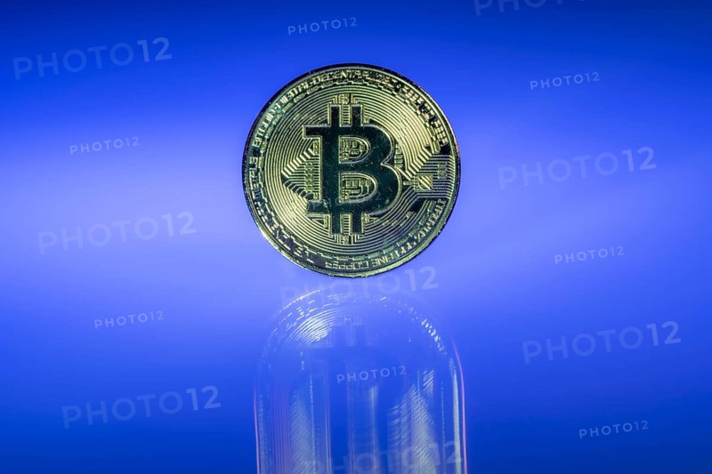 Bitcoin, cryptocurrency, symbol coin, optical placeholder for the digital currency