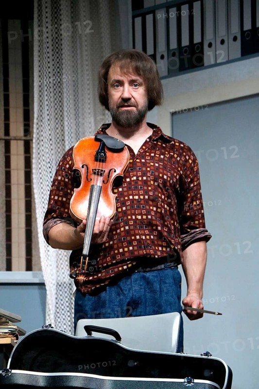 Citizen Lars Dietrich at the photo rehearsal on Stasi, stress and stumbling blocks in the Schlossparktheater Berlin on 4.9.2024