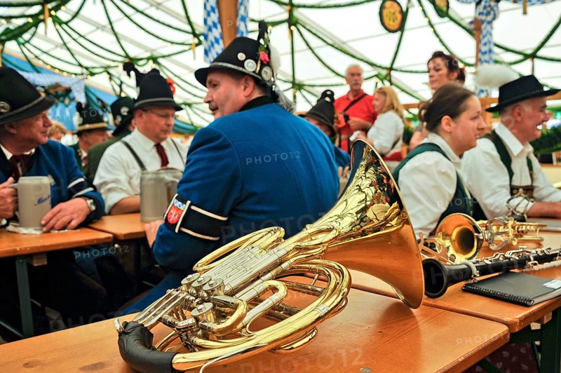 Horn and brass instruments, musicians of a Bavarian brass band, rifle club in traditional traditional costume, old marquee, historic Wies'n, Oide Wiesn, Oktoberfest, Munich, Upper Bavaria, Bavaria, Germany, Europe