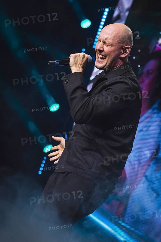 Oli.P at the Schlagernacht des Jahres live on Das Original Tour in the Berlin Uber Arena on 16 November 2024
