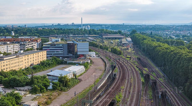 Track apron at Stuttgart main station. Once the Stuttgart 21 project is completed, the new Rosenstein neighbourhood with flats is to be built here. But the plan is faltering. Firstly, the connection of the Gäubahn railway to the new through station is unclear. Secondly, an amendment to the General Railway Act (AEG) could prevent the track system from being cancelled. Aerial view. Stuttgart, Baden-Württemberg, Germany, Europe