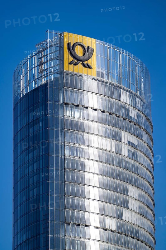 The Posttower, corporate headquarters of Deutsche Post, high-rise building in Bonn, North Rhine-Westphalia, Germany, Europe