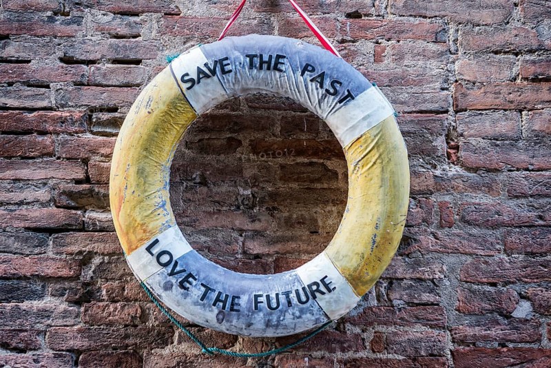 Lifebuoy with references to climate change, message, slogan, climate protection, future