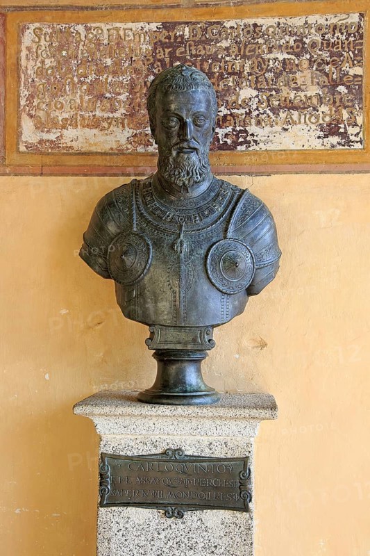Memorial sculpture bust Holy Roman Emperor Carlos V, Monastery of Cuacos de Yuste, La Vera, Extremadura, Spain, Europe