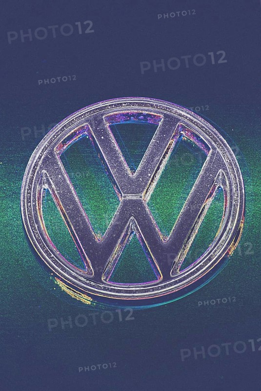 VW emblem, solarisation