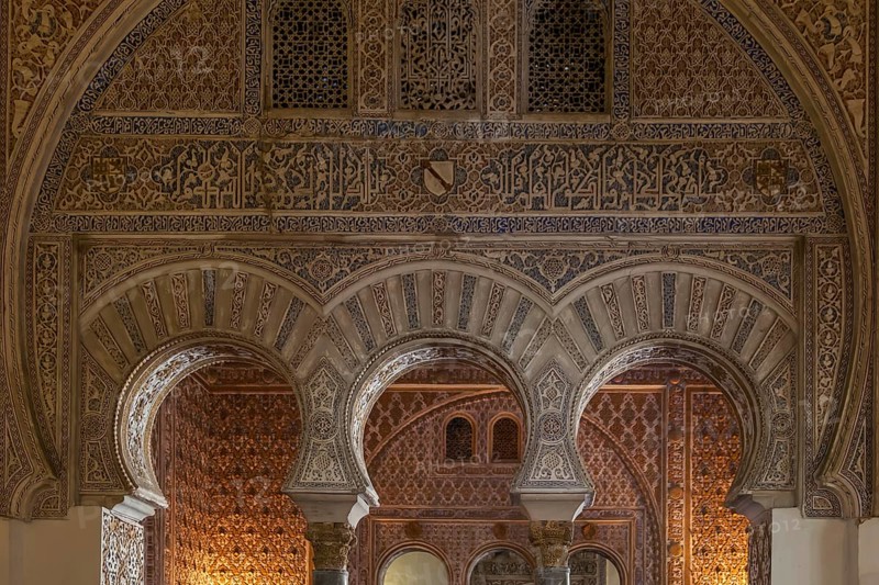 Horseshoe arch to the Salón de los Embajadores, Ambassadors' Hall, Alcázar, Seville, Andalusia, Spain, Europe