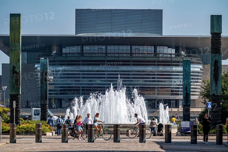 Opera, Operaen, fountains in Amalie Garden, Copenhagen, Denmark, Europe