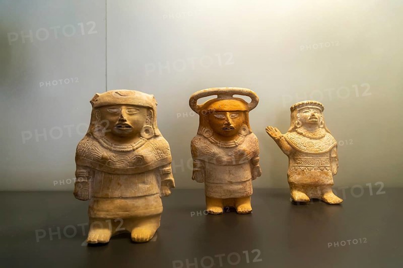 Female figurines from Jaina, Late Classic period, Mayan archaeological museum, Fort San Jose, Campeche, Mexico, Central America