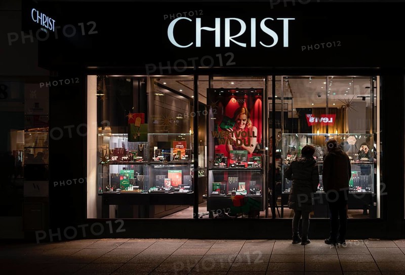 Night shot, jewellery shop CHRIST, jewellery, shop window, pedestrian zone, shopping, logo, shop, shop, Königsstraße, Stuttgart, Baden-Württemberg, Germany, Europe