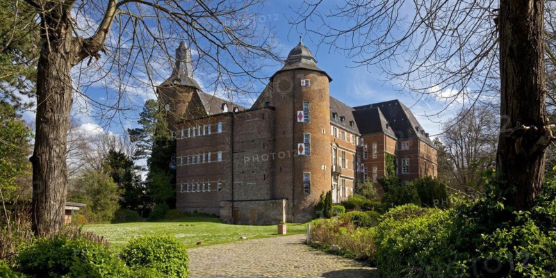Bedburg Castle, former moated castle in the Erft lowlands, Rhine-Erft district, Lower Rhine, North Rhine-Westphalia, Germany, Europe