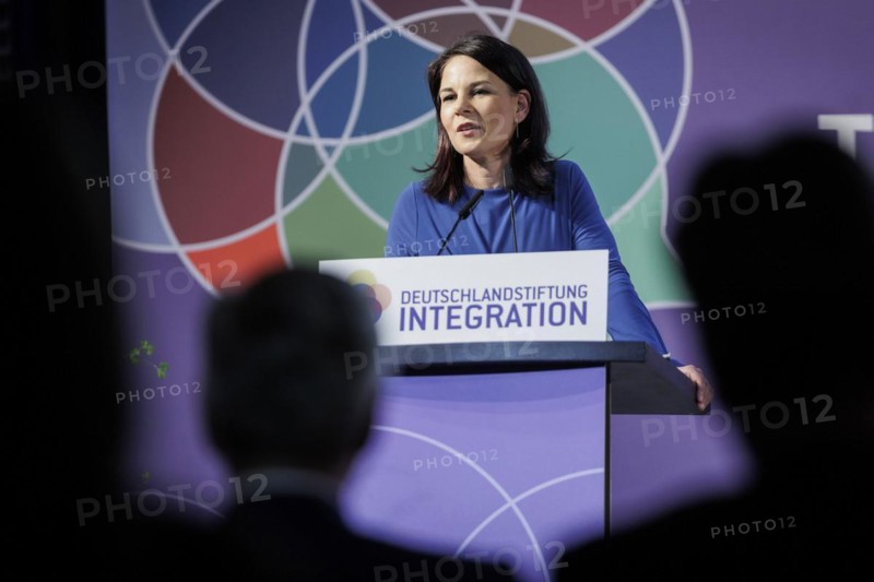 Annalena Bärbock (Alliance 90/The Greens), Federal Foreign Minister, photographed at the DSI Talisman Award ceremony for Dunja Hayali in Berlin, 12 March 2024. With the Talisman Award, the Deutschlandstiftung Integration honours people who have rendered outstanding services to the cohesion of our society through their commitment. Photographed on behalf of the Federal Foreign Office