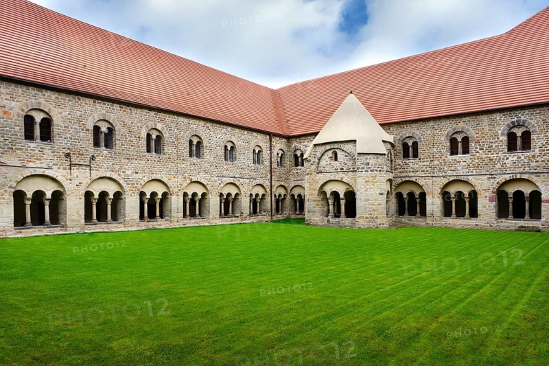 Monastery of our Lady, Cloister and patio, Magdeburg, Saxony Anhalt, Germany, Europe