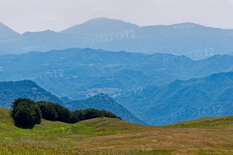 Mountain landscape in the Umbrian-Marche Apennines around Monte Vettore and the Monti Sibillini National Park. Arquata del Tronto, Ascoli Piceno, Marche, Italy, Southern Europe, Europe