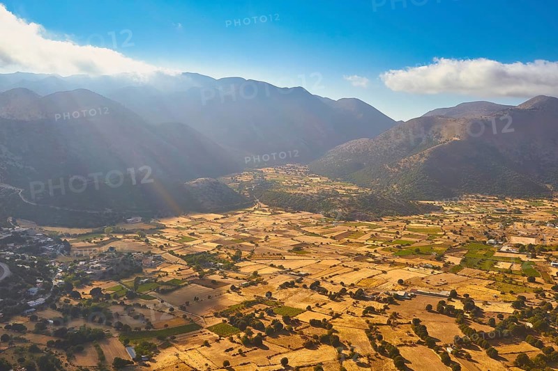 Wide fields and mountains under a clear sky with few clouds, Askifou Plateau, Lefka Ori, White Mountains, Mountain massif, West, Crete, Greece, Europe