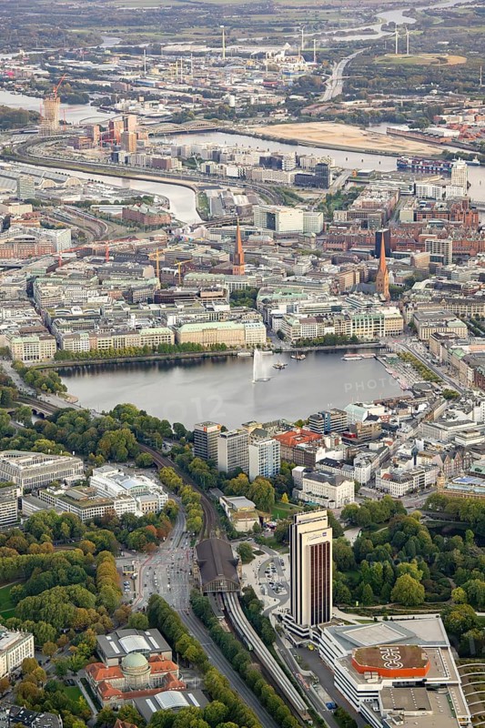Aerial view of the Inner Alster Lake with CCH Hamburg, Jungfernstieg, Speicherstadt and Elbe, Hamburg, Germany, Europe