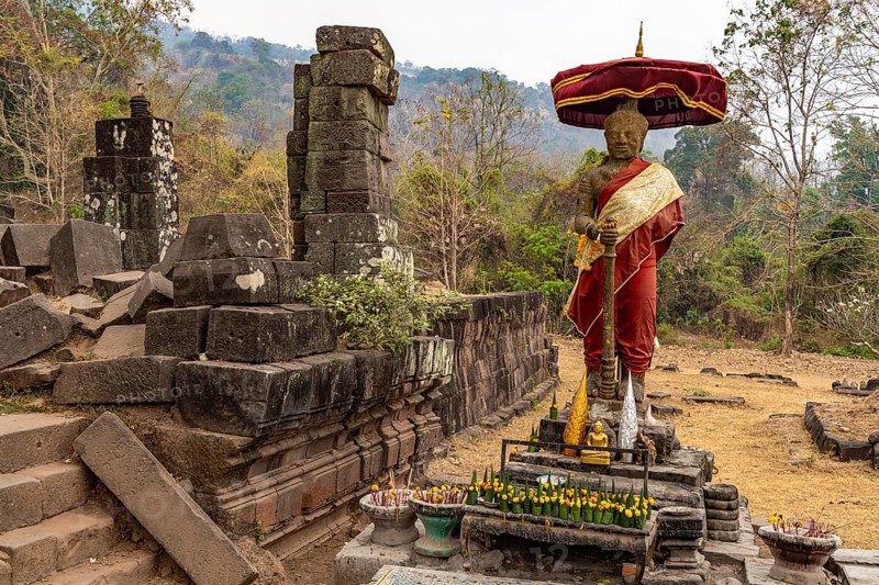Statue of King Kammmatha, Dvarapala or gatekeeper at the mountain temple Wat Phu, Champasak province, Laos, Asia