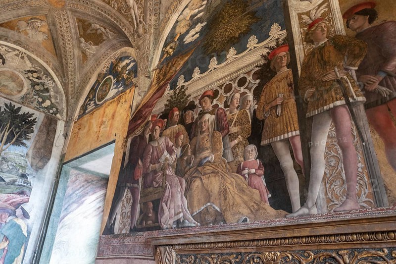 Camera degli Sposi, fresco by Andrea Mantegna, Palazzo Ducale, Mantua, Italy, Europe