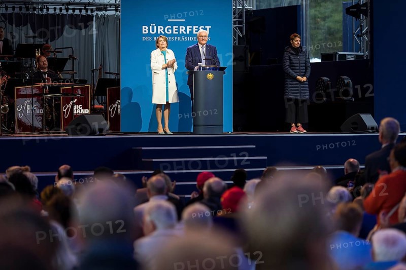 Elke Büdenbender (woman of the Federal President) and Frank-Walter Steinmeier (President of the Federal Republic of Germany) at the opening speech for the Federal President's Citizens' Festival in Bellevue Palace Gardens, Berlin, 13/09/2024