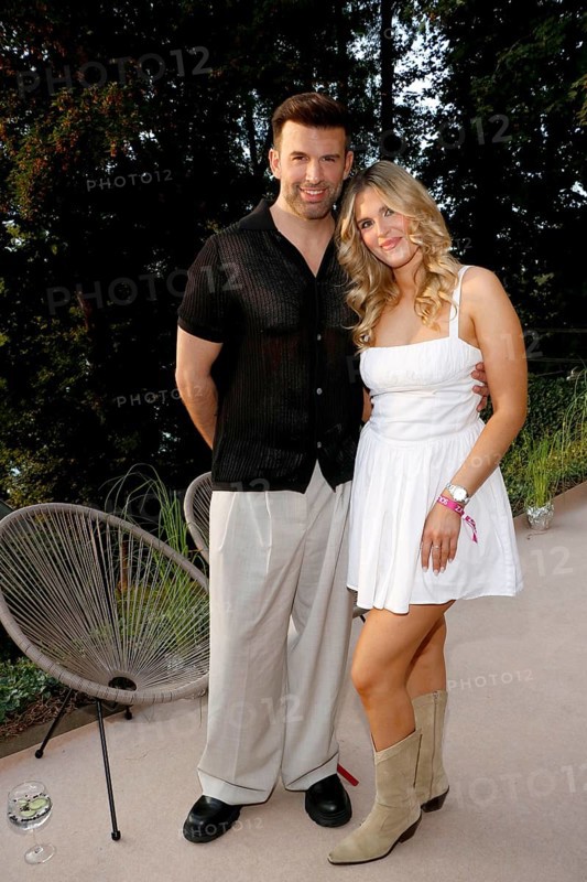 Jay Khan and girlfriend Jessie at the event Landpartie with Julian F.M. Stöckel at the Strandhotel Vier Jahreszeiten in Buckow, Brandenburg, on 23/08/2024