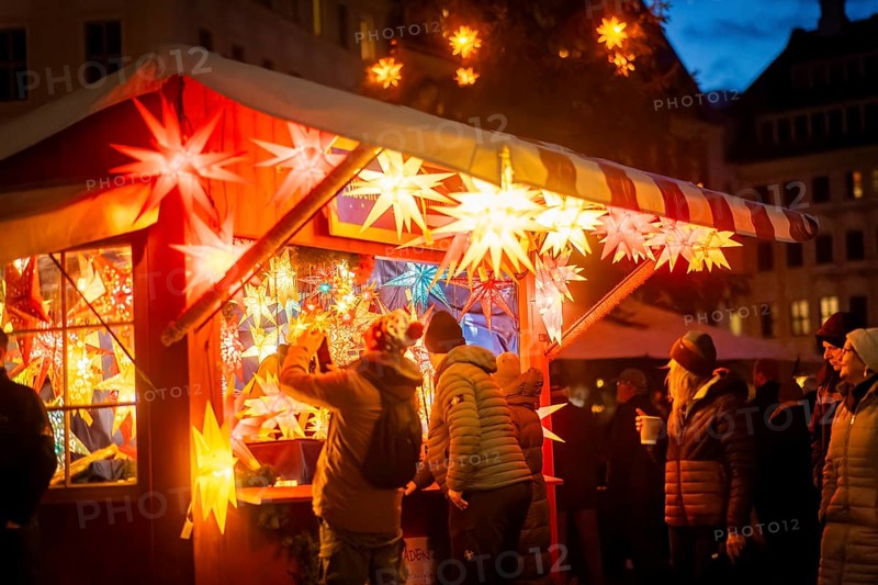 The historic Christmas market on the Neumarkt in front of the Church of Our Lady, Dresden, Saxony, Germany, Europe