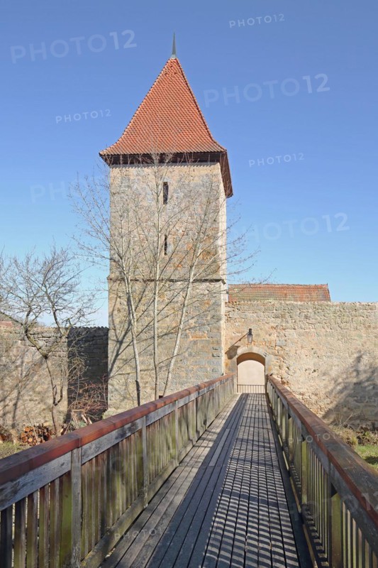 Wooden bridge to the Wächtersturm with historic town fortifications, town wall, wooden fence, archway, Dinkelsbühl, Middle Franconia, Franconia, Bavaria, Germany, Europe