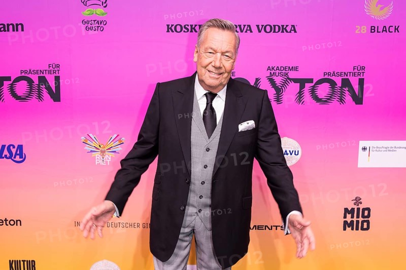 Roland Kaiser on the red carpet in front of the Polyton 2024 award ceremony in Berlin's Atelier Gardens on 23 October 2024. The award has been held since 2023 and is a successor to the Echo music award