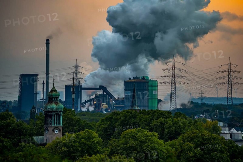 HKM Hüttenwerk in Duisburg-Hüttenheim, Hüttenwerke Krupp Mannesmann, coking plant, Duisburg, North Rhine-Westphalia, Germany, Europe