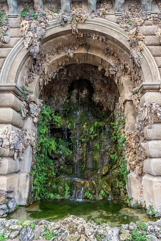 Fountain below Piazza Michelangelo, city trip, tourism, architecture, Florence, Italy, Europe