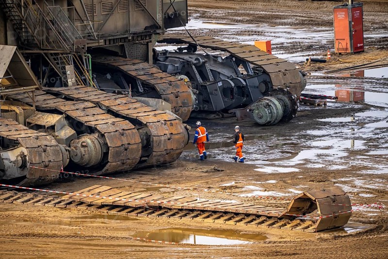 Garzweiler opencast lignite mine, bucket wheel excavator undergoing maintenance and repair, near Jüchen, North Rhine-Westphalia, Germany, Europe