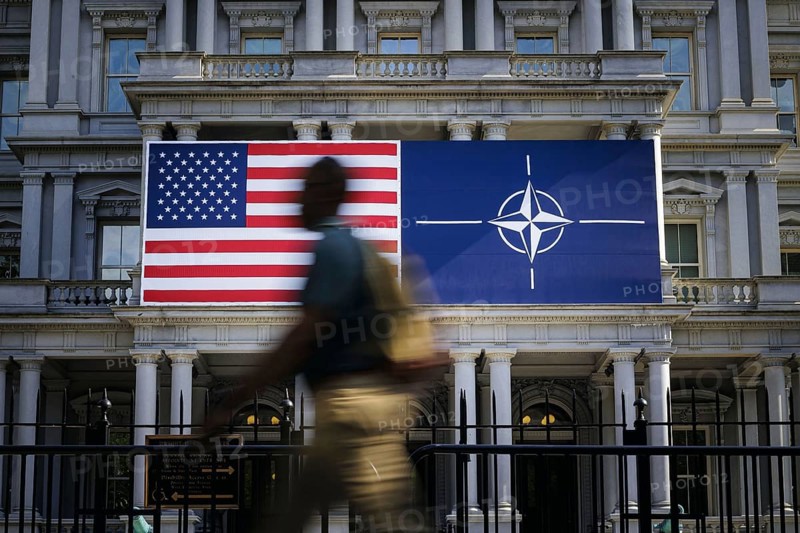 The flags of the USA and NATO hang on a building in Washington on the sidelines of the NATO summit. Washington, 09.07.2024